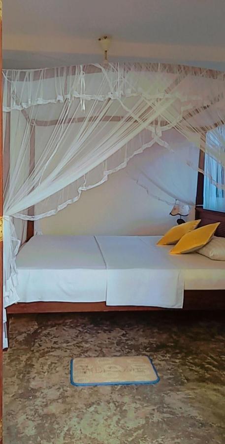 Hotel Shady Edge Unawatuna Exterior foto